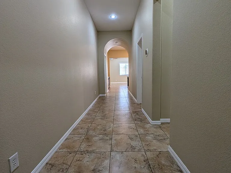 1032 Via Canale Dr — Photo 3