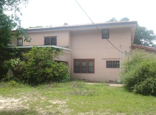 547 Adams Ln, Holt, FL 32564