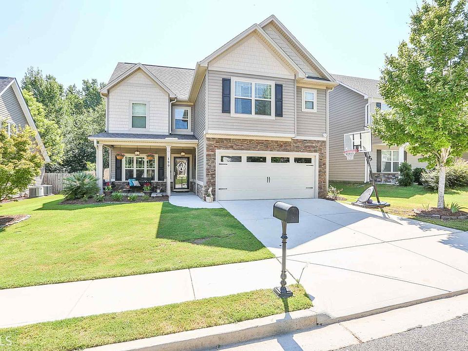 1st image of 199 Village Park Dr