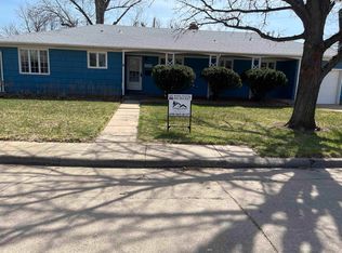 1001 Tobias Dr, Lyons, KS 67554