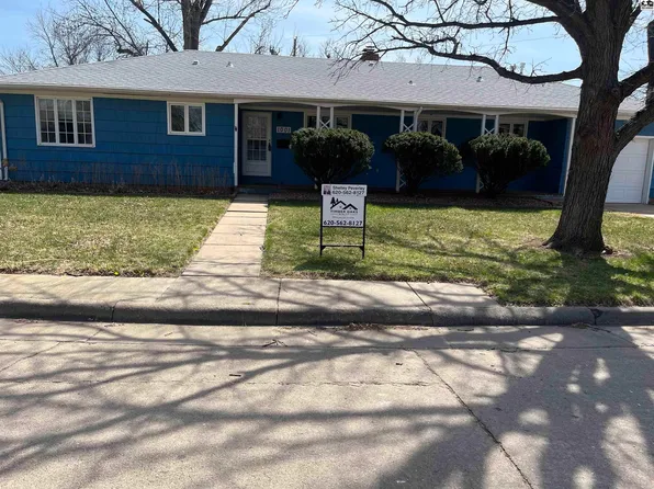 1001 Tobias Dr, Lyons, KS 67554