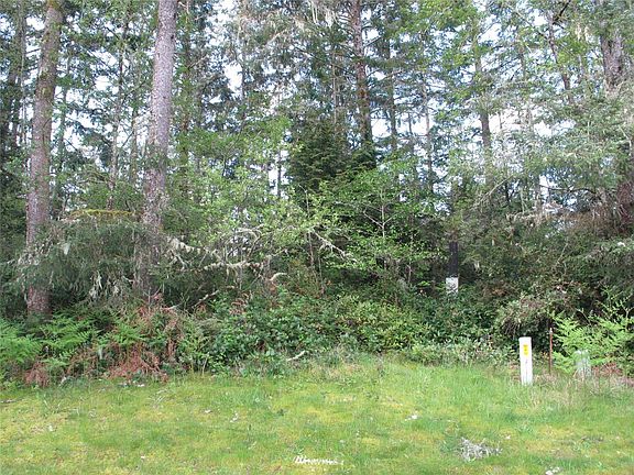 2nd image of 30501 N Place