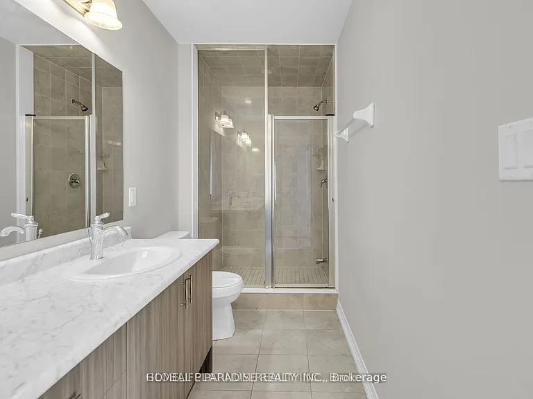 15 Blacklock St E #3 — Photo 14