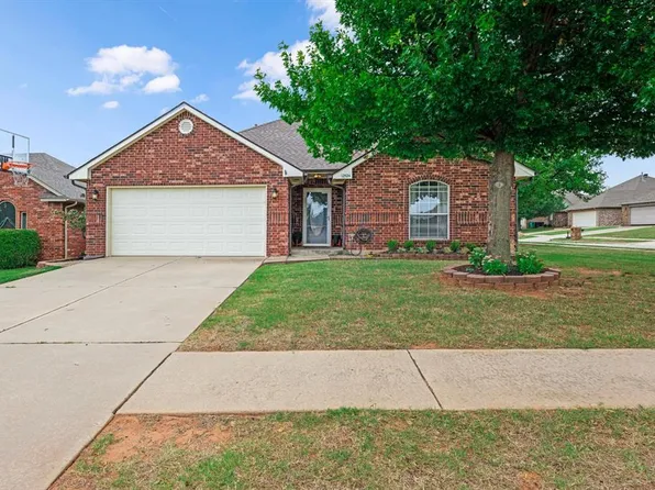 12524 SW 12th St, Yukon, OK 73099