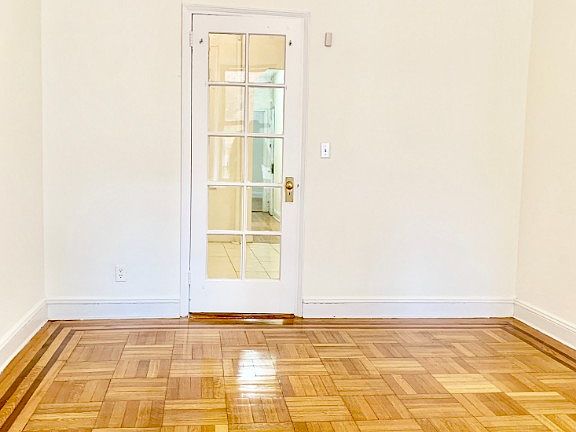 2nd image of 125 E 90th St APT 4A