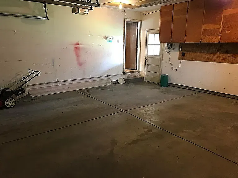 1749 S Flower St — Photo 24