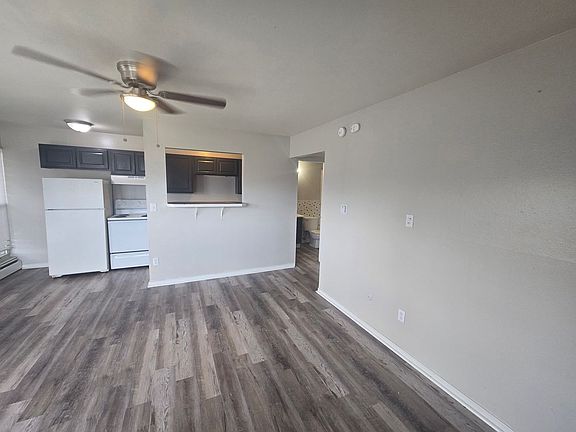 4th image of 2130 E Boulder St #201