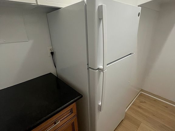 3rd image of 2025 N Lincoln St APT 102