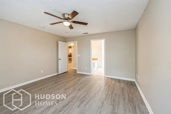 1258 Summit Oaks Dr W — Photo 8
