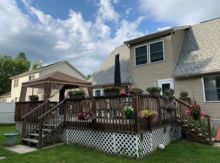 636 Slateford Rd, Mount Bethel, PA 18343