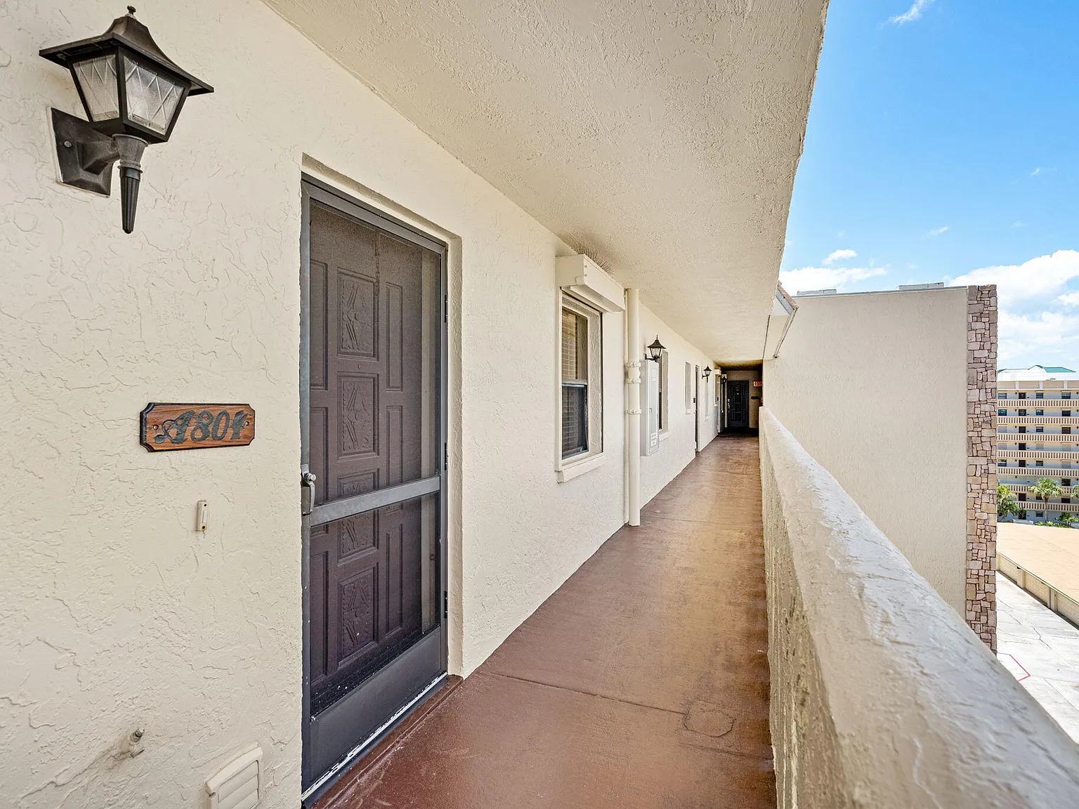 2 bed, 2.0 bath, 1256 sqft, $3,200 — Photo 2