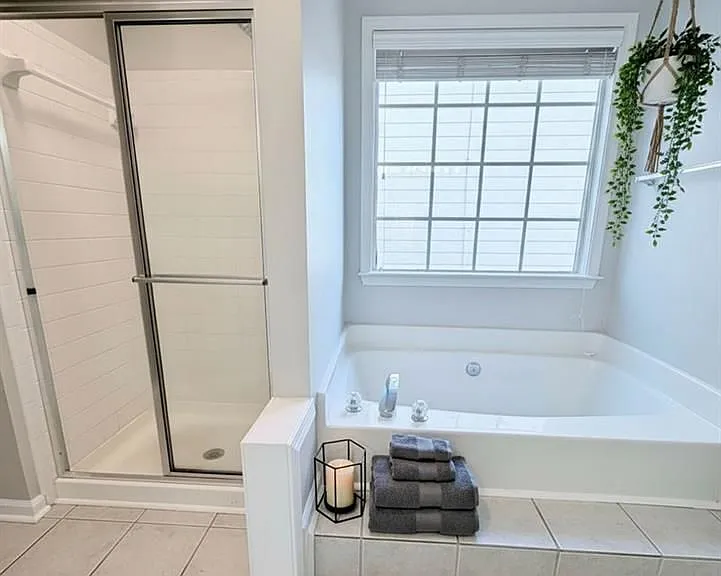 2523 Alvecot Cir SE — Photo 23