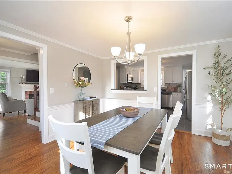 26 Greystone Rd — Photo 6