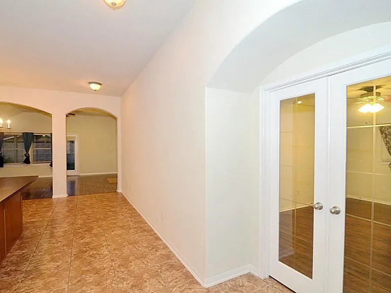 11306 Overland Trail Dr — Photo 4