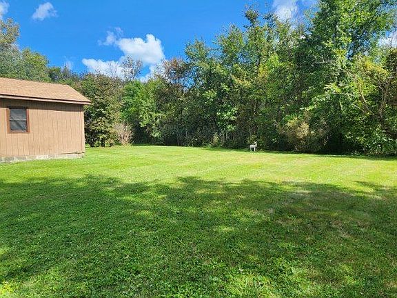 4th image of 15825 27 Mile Rd