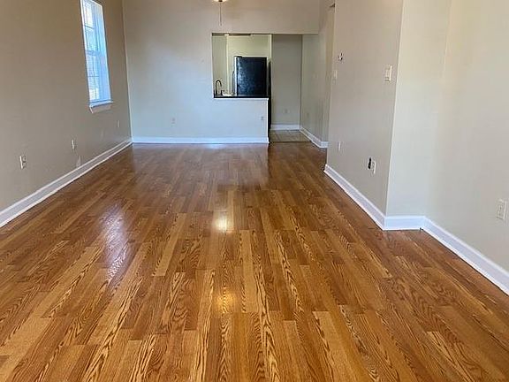 3rd image of 3229 Saint Peter St