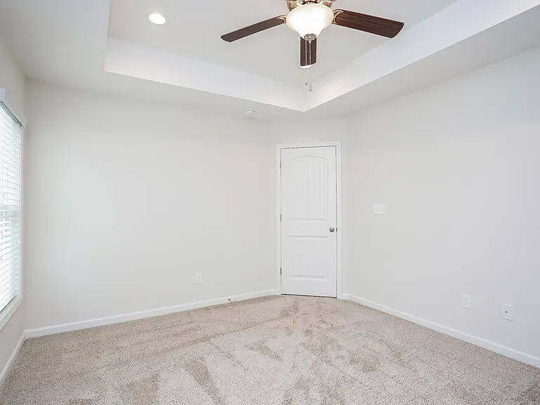 377 Crawford Pkwy — Photo 8