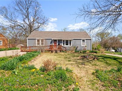 9608 E 68th St, Raytown, MO, 64133