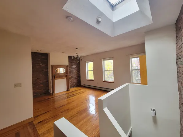 67-3 Baldwin St #673, Charlestown, MA 02129