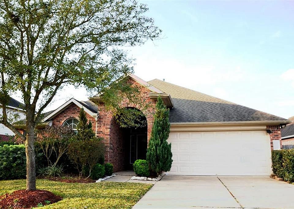 1st image of 10113 Brookshore Ln
