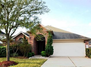 10113 Brookshore Ln, Pearland, TX 77584