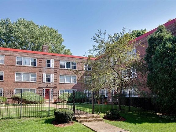 2nd image of 327 Callan Ave APT 3