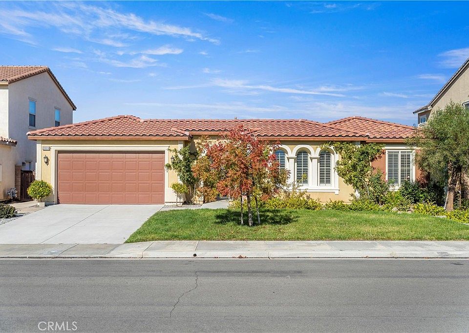 1st image of 29916 Lomond Dr