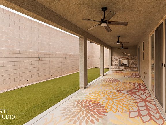 3rd image of 1365 Mariposa Way