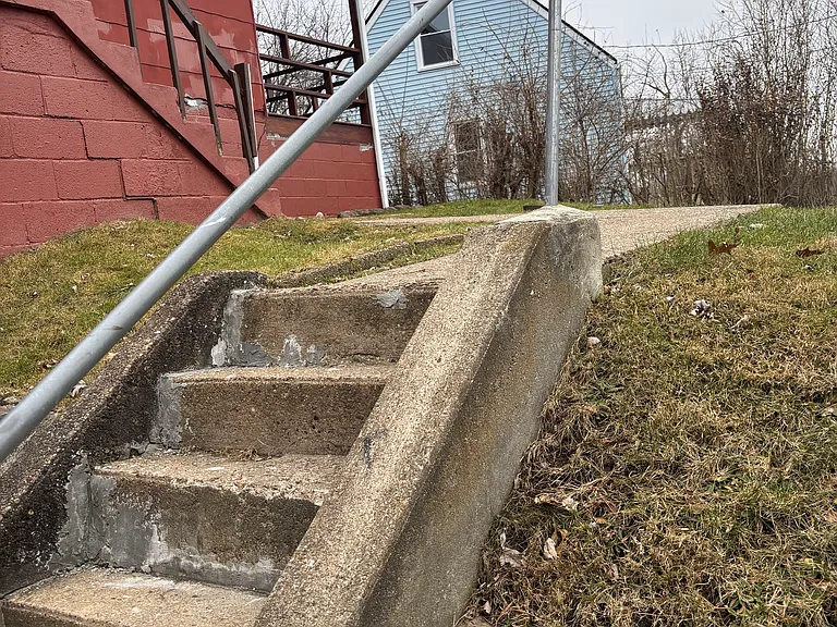 715 Grant Avenue Ext — Photo 12