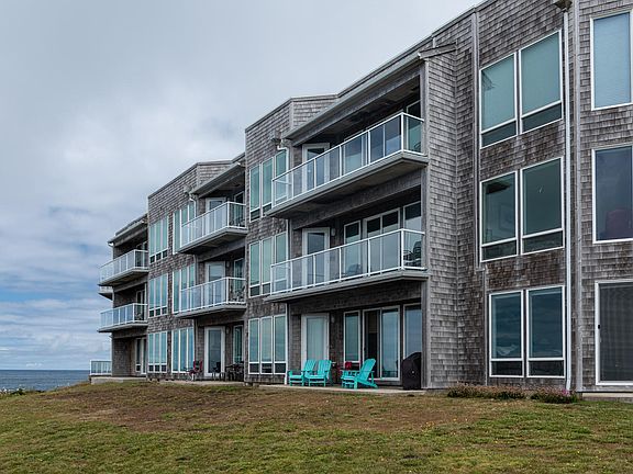 2nd image of 1113 N Highway 101 Unit 28