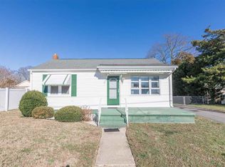 15 Walnut Way, Woolwich Township, NJ 08085