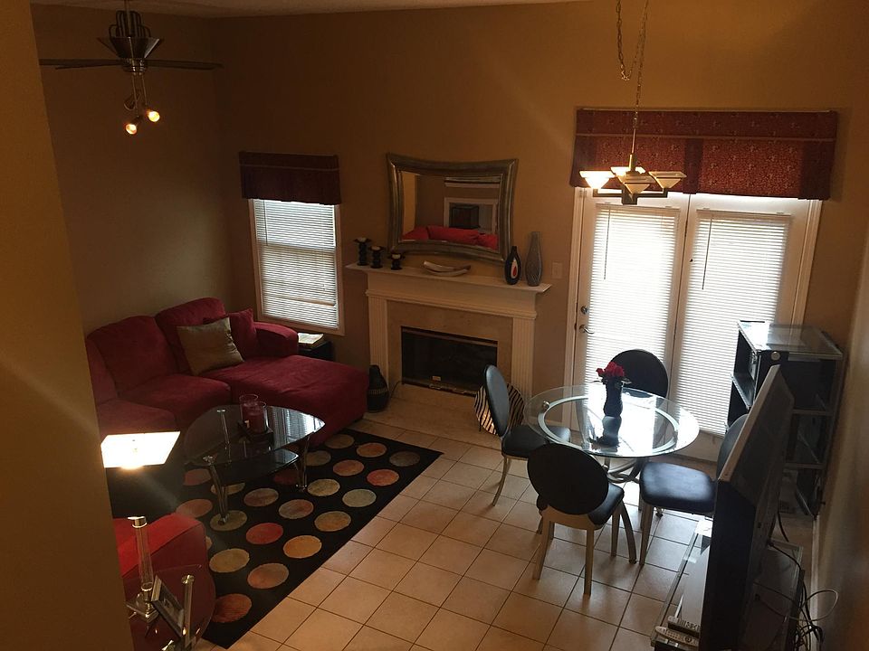 Living Room & Dining Area