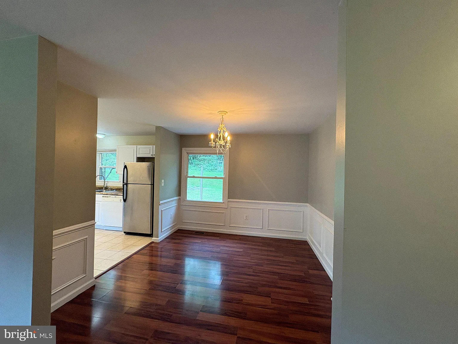 3 bed, 2.0 bath, 1627 sqft, $2,500 — Photo 4