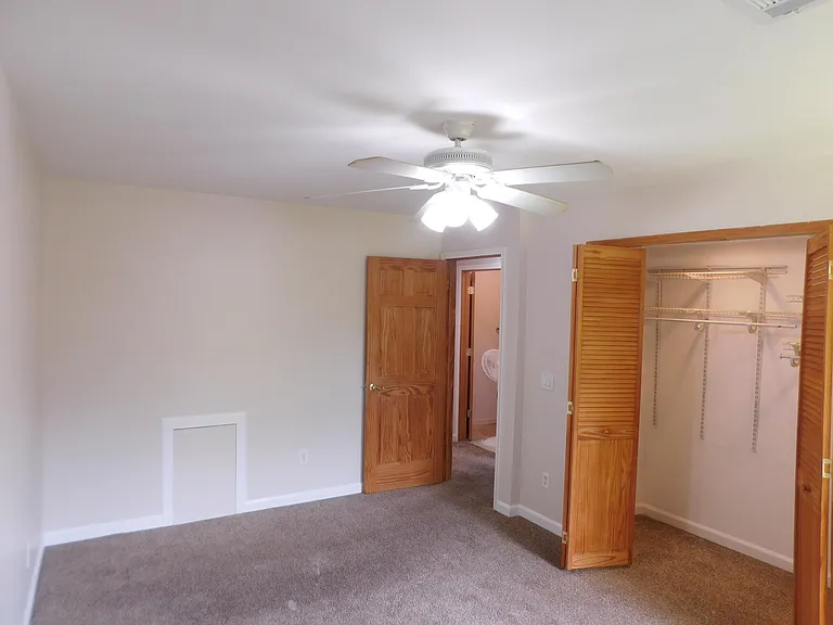 32005 W Twelve Mile Rd #206 — Photo 16