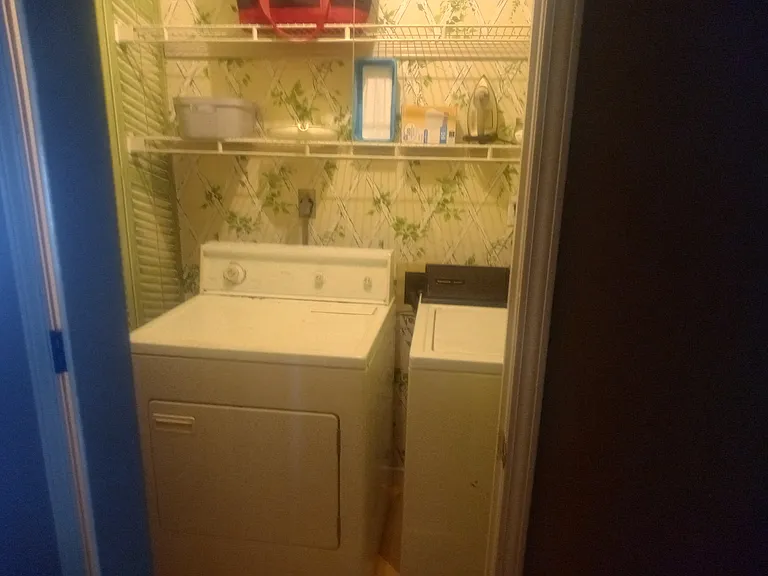 337 W Poplar St #1 — Photo 6