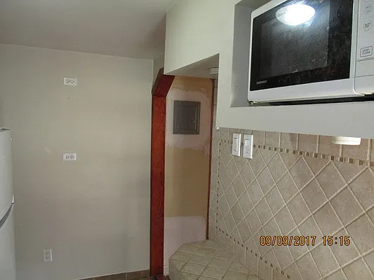 Rented by Windsor Homes Realty Corp | media 9