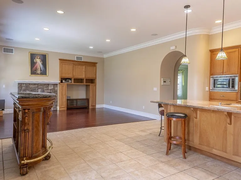 1101 Macias Ln — Photo 11