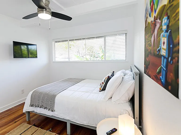 2232 Bellefontaine St #3 — Photo 13