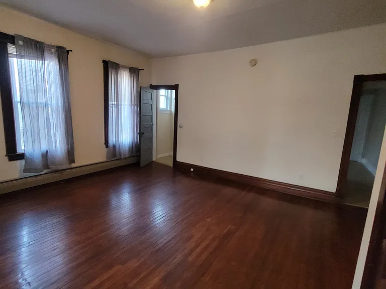 227 Pleasant St #1 — Photo 2