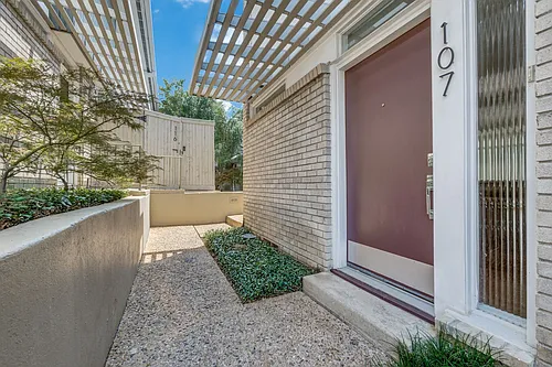 3321 Cole Ave #107 Photo 1
