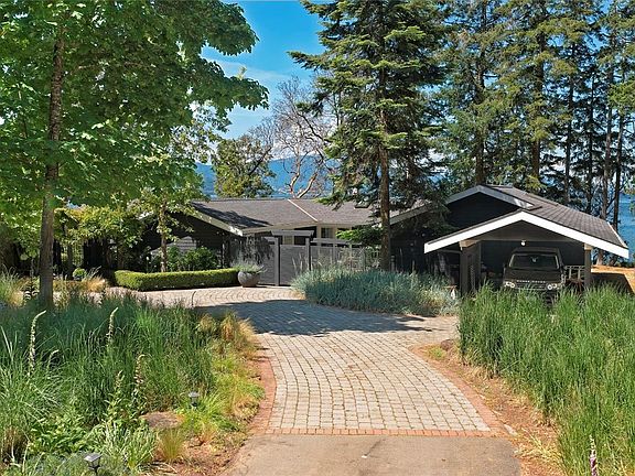 2nd image of 123 Swan Point Rd