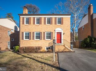 1219 Kensington Rd, Mc Lean, VA 22101