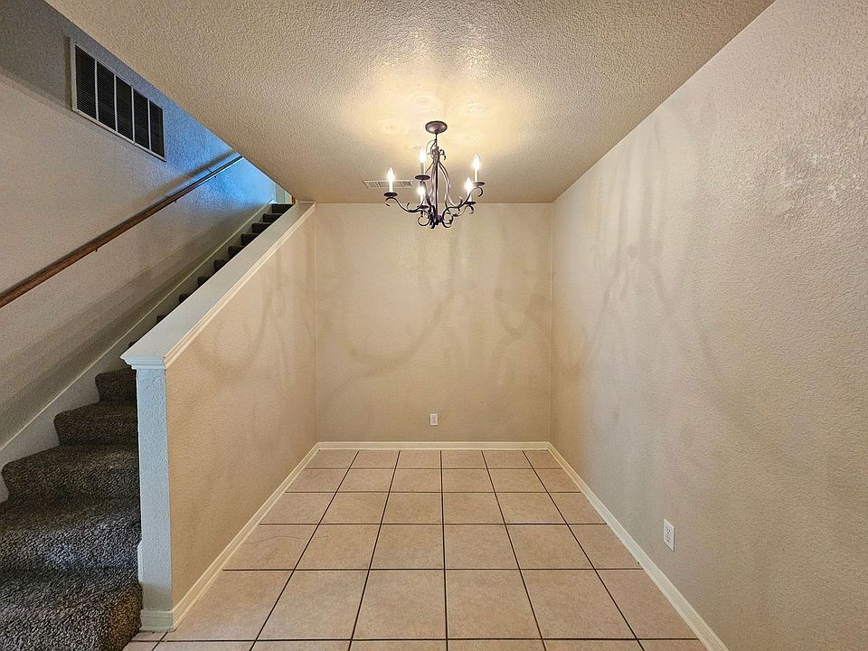 1st image of 5012 Heather Ln APT A