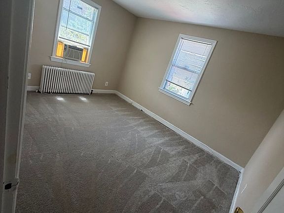 4th image of 604 12th St NE APT 7
