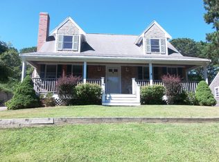 35 Wager Ln, South Dennis, MA 02660