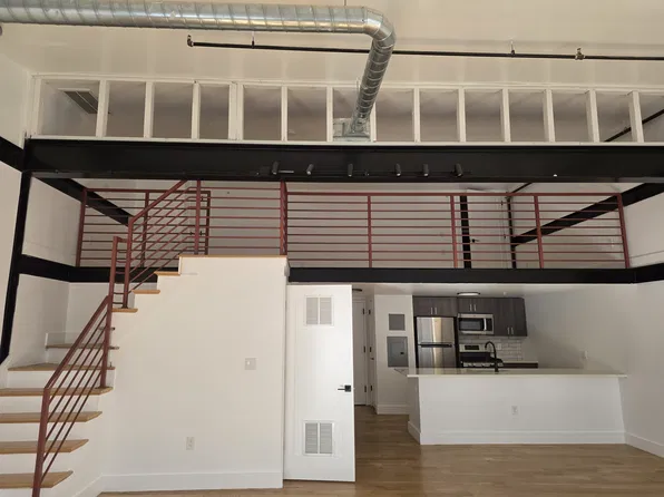 19 N Harrison St, East Orange, NJ 07017