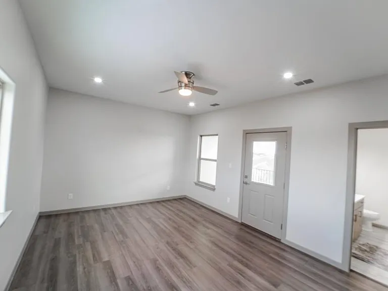 3302 S Sugar Rd — Photo 8