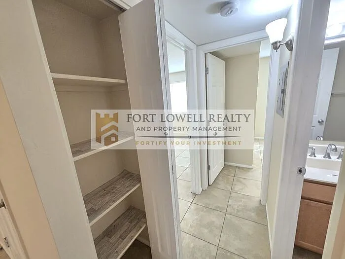 3511 S 12th Ave #1101 — Photo 12