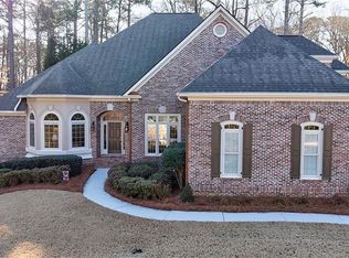 1040 River Laurel Dr, Suwanee, GA 30024