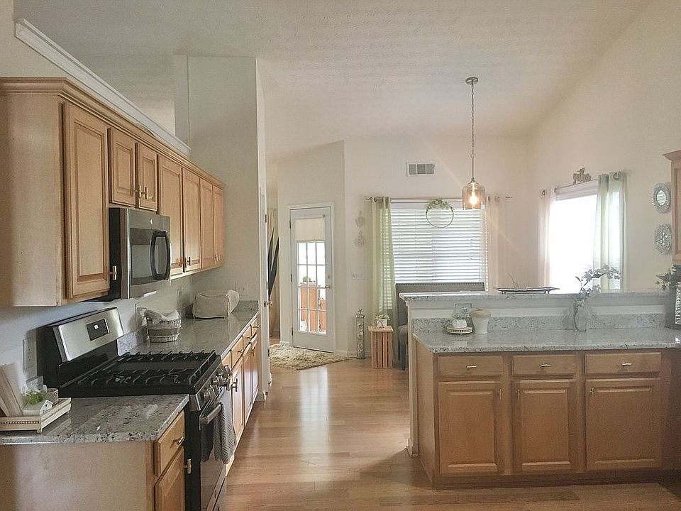 1st image of 6207 Saddlehorse Dr